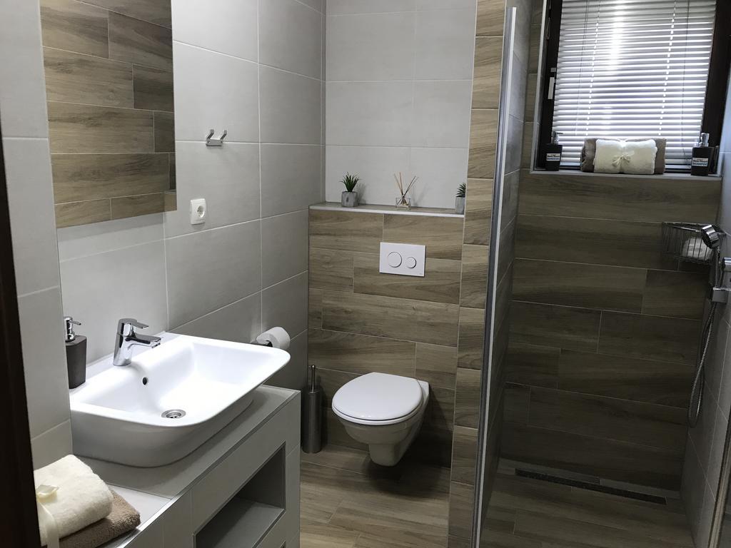 Plitvice Diamond Apartment Korenica Exterior foto